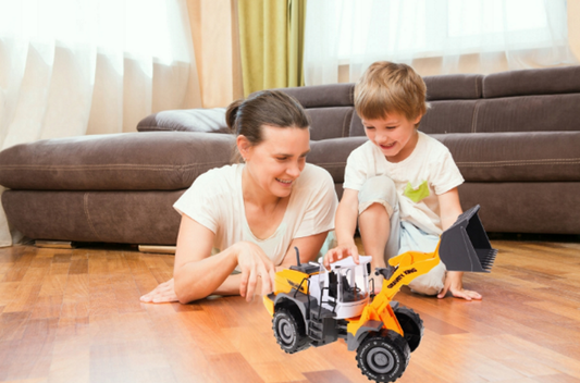 Excavator Gravity King idealSTORE, Dimensiuni 35 x 12 x 15 cm, Constructie Solida si Stabila, Dotat cu trapa acces motor, Accesorizat cu Parti in MISCARE este o modalitate excelenta de a deveni un mic constructor