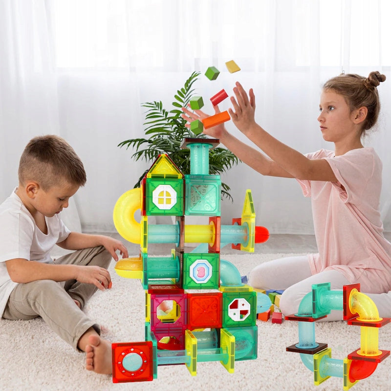 Set Inteligent de Constructie Ball Track Kulodrome Slide 3D idealSTORE, Include 148 de Elemente Magnetice Multicolore, 4 Tobogane, 10 Mingii, Posibilitatea de a Construi Diferite Structuri, Educativ- Creativ, Magneti Neodim