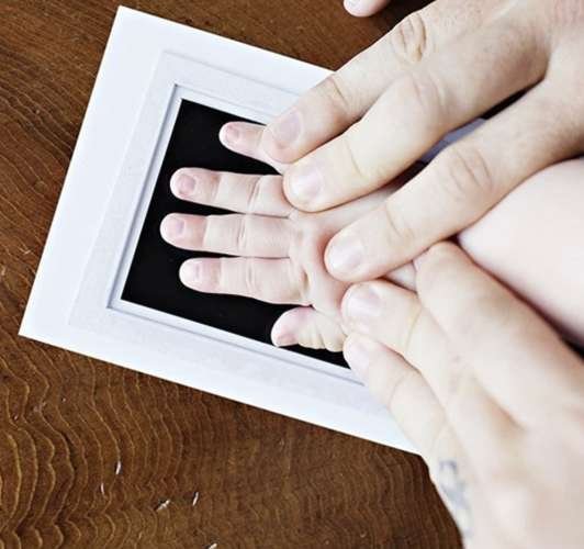 Kit Amprenta idealSTORE, Non Toxic, Tus Negru Reutilizabil, Amprenta Detaliata, pentru Piciorute si Manute, ramane Curat, Utilizare Multipla si Universala, Calitate Premium