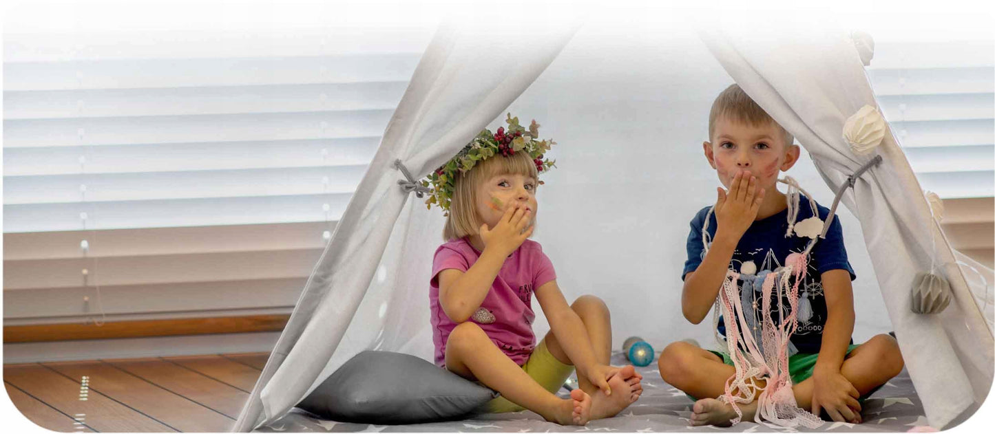 Cort de Joaca pentru Copii, Model Tipi, Cadru din Lemn de Pin, Material din Bumbac Premium, Imprimeu Stelute, Include 2 Pernute, Ghirlanda Luminoasa, Husa, 165x120x120 cm, Gri