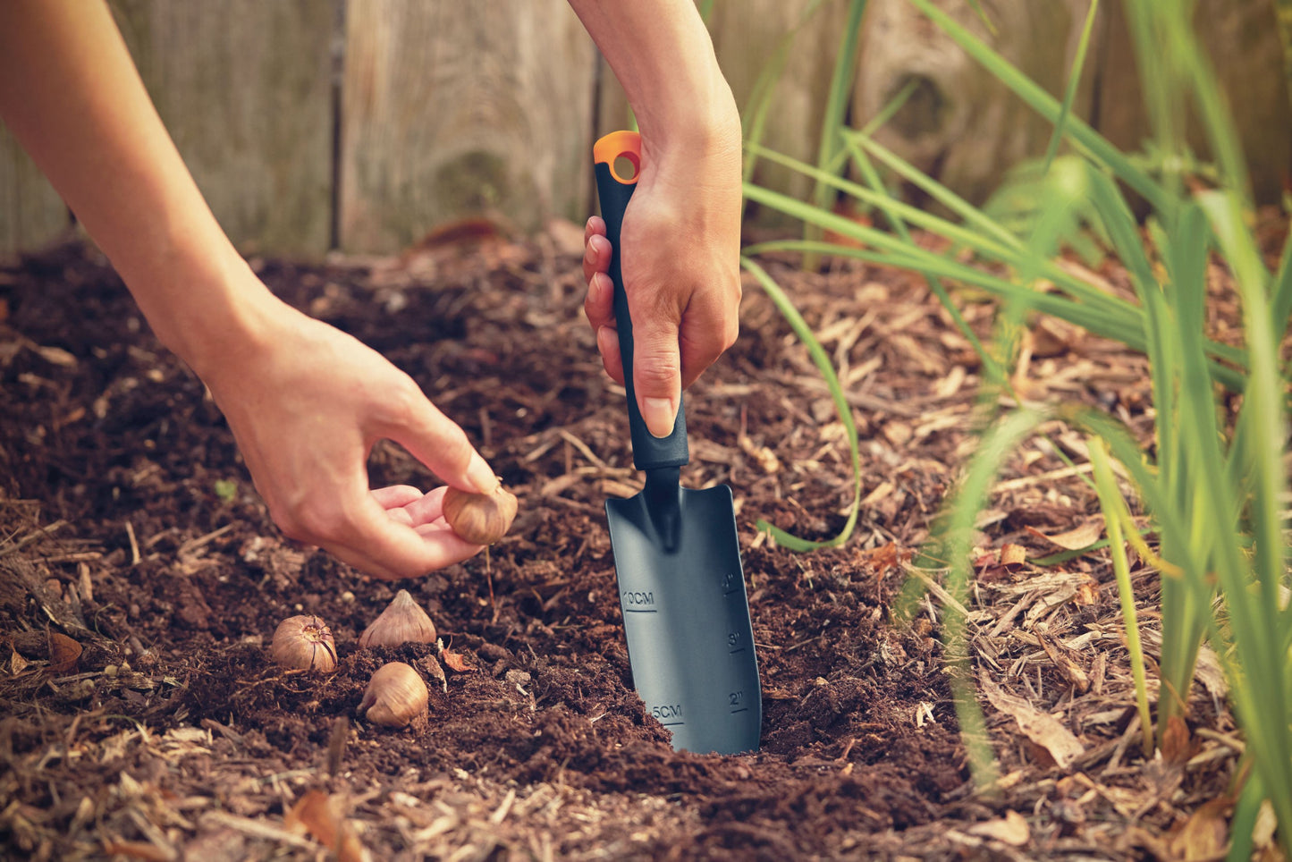 Plantator idealStore EasyPlant, metalic, lama rezistenta, 30.5 cm