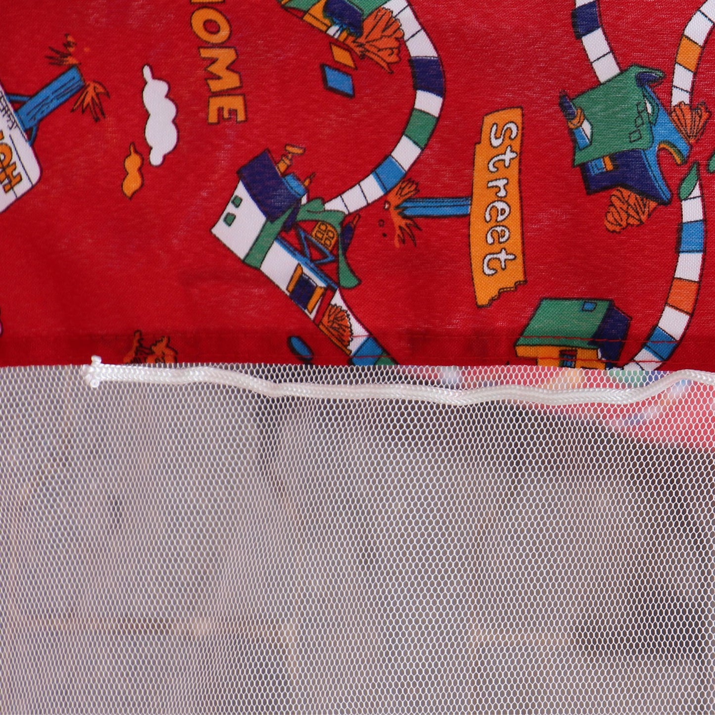 Pavilion Gradina pentru copii IDL Junior Boomer, 150x150x170, Cadru Metalic+Poliester, Forma PATRATA, Creat special pentru cei mici, atat prin dimensiunile sale, cat si prin culorile vi combinate cu diverse modele vesele, Culoare-Rosu