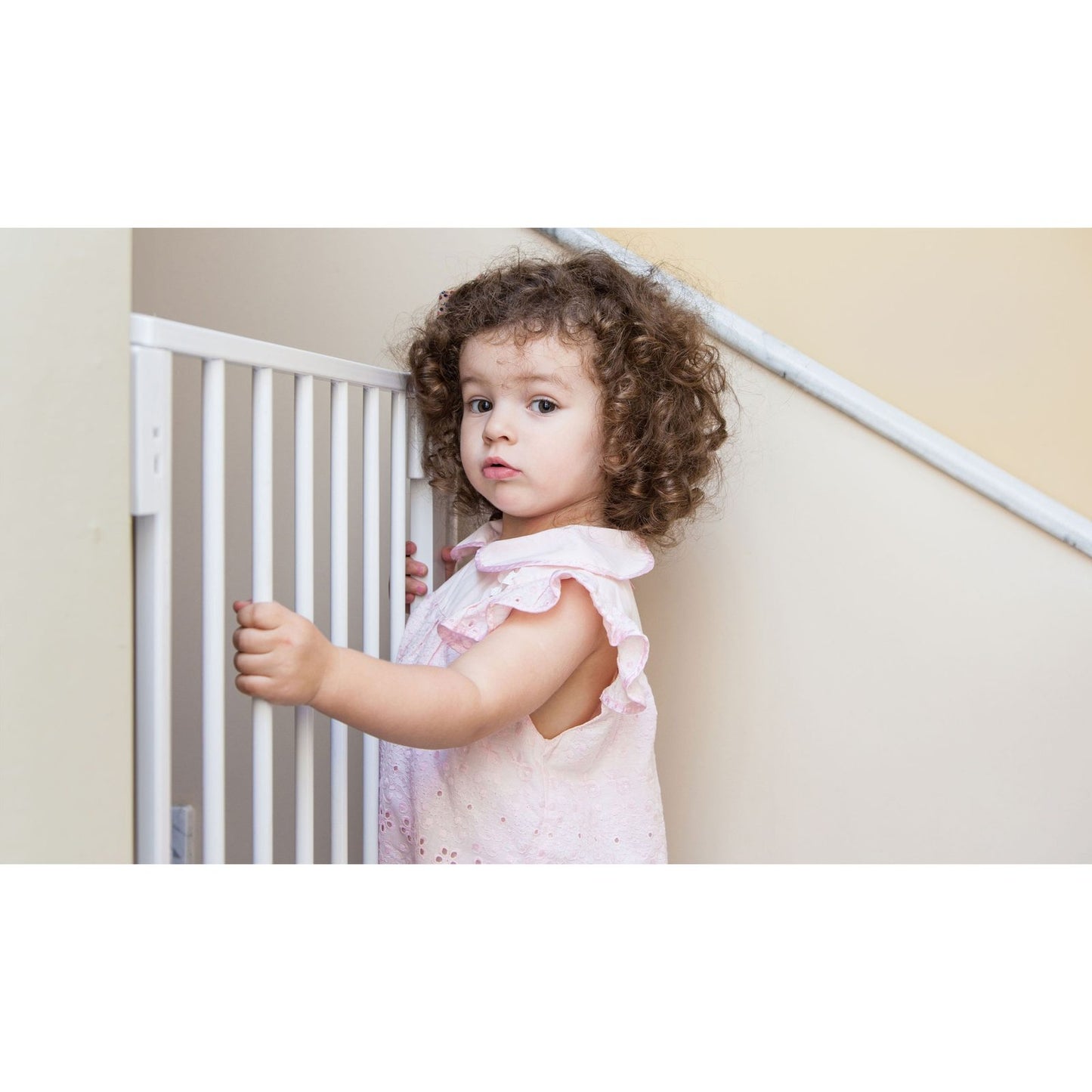 Poarta siguranta idealSTORE copii si animale reglabila 74-132 cm, Latime Reglabia,Montare prin presiune