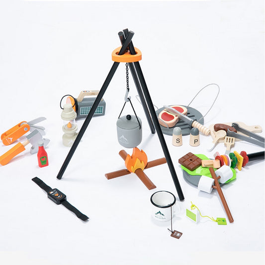Set de Joaca din Lemn Pentru Copii Simulare Camping idealSTORE, Include 45 de Accesorii, Lanterna, Ustensile de Bucatarie in Miniatura, Legume, Cutit, Gratar si multe altele, Stimuleaza Imaginatia si Incurajeaza Jocul de Rol