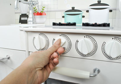 Bucatarie traditionala, din lemn, pentru copii, Kruzzel, aragaz, cuptor cu microunde, chiuveta, 92.5x51x98cm, Alb