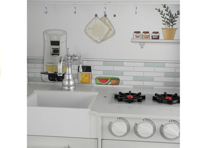 Bucatarie din lemn Nela cu frigider si cuptor, alb