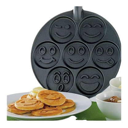 Tigaie Plata Profesionala pentru Oua si Clatite Welora cu 7 Sectiuni - Design Smileys, Strat Antiaderent, Granit, Diametru 26,5 cm, Grosime 1,3 cm, pentru Sobele pe gaz si electrice, Cu Exceptia celor cu Inductie - Culoare Neagra