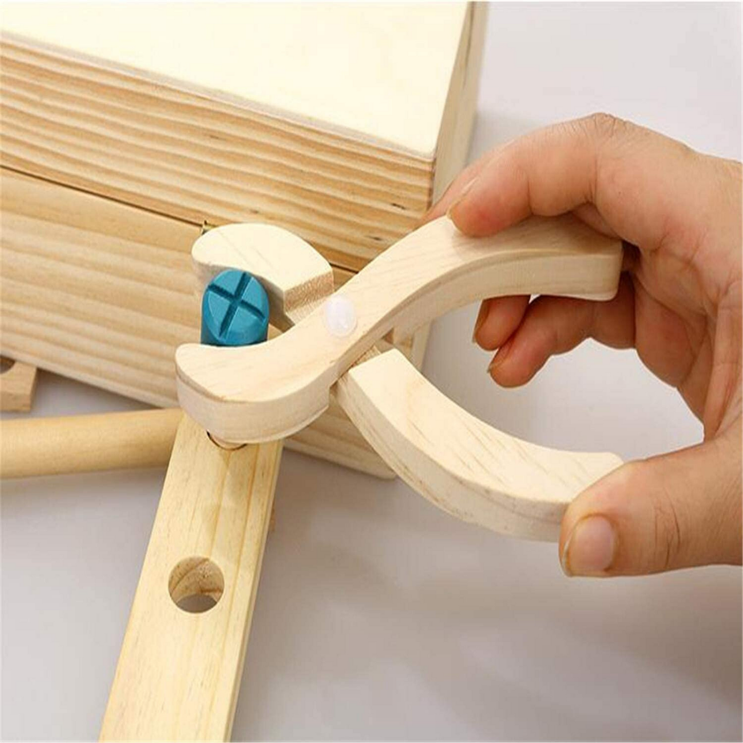 Banc de lucru din lemn Micul Mester, 35 de scule incluse, Cezarino