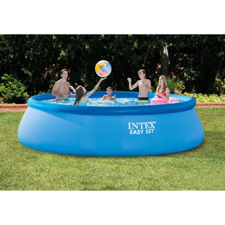 Piscina gonflabila Family rotunda Intex Easy Set, dimensiune 396 x 84 cm, cu pompa de filtrare si recilculare, kit de reparatie inclus, instalare rapida si usoara, ideala pentru toata familia