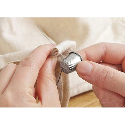 Set de croitorie, ace cusut, papiote, foarfeca si accesorii, 70 piese, multicolor