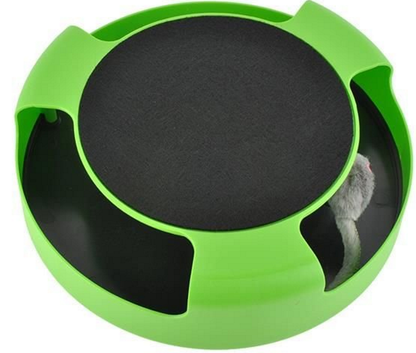 Jucarie Interactiva pentru Pisici The Playful Little Mouse, Dimensiuni 25 x 6,5 cm, Loc pentru zgariat, Tampoane antiderapante, Material Plastic, Incurajeaza activiatea fizica a Animalului