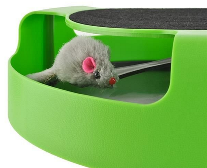 Jucarie Interactiva pentru Pisici The Playful Little Mouse, Dimensiuni 25 x 6,5 cm, Loc pentru zgariat, Tampoane antiderapante, Material Plastic, Incurajeaza activiatea fizica a Animalului