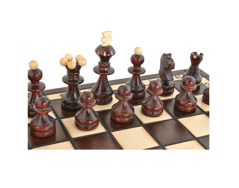 Tabla de Sah din lemn natural idealSTORE, Dimensiuni 34.5 x 34.5 x 4.5 cm, Antreneaza capacitatea gandirii logice, Sporeste divertismentul intelectual