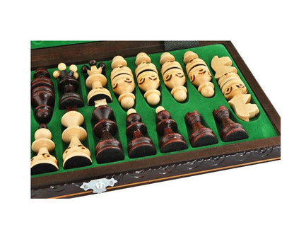 Tabla de Sah din lemn natural idealSTORE, Dimensiuni 34.5 x 34.5 x 4.5 cm, Antreneaza capacitatea gandirii logice, Sporeste divertismentul intelectual