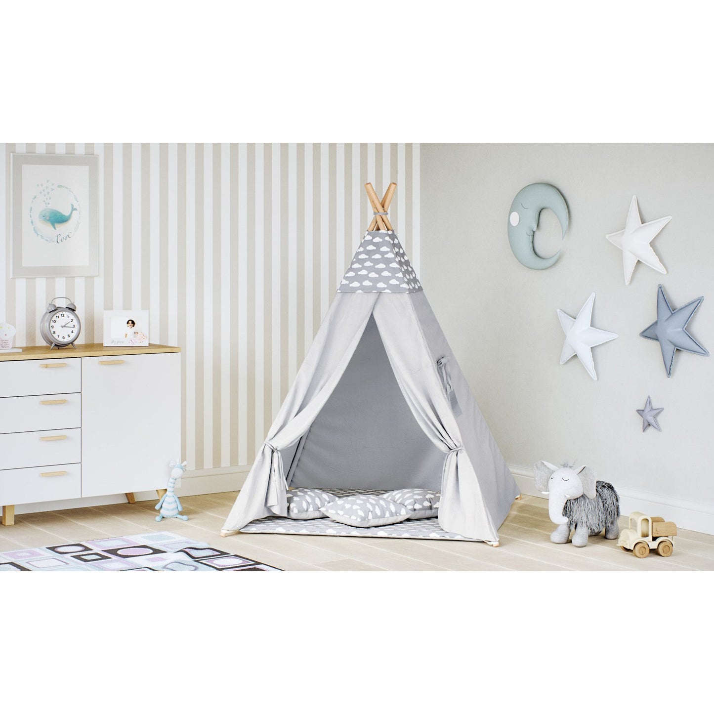 Cort si Spatiu de Joaca pentru copii idealSTORE Little Junior Indian, Dimensiuni 115 x 115 x 180cm, Echipat cu accesorii simbolice, 3 perne umplute cu o bila din silicon ce Sprijina joaca creativa dezvoltand modul de gandire