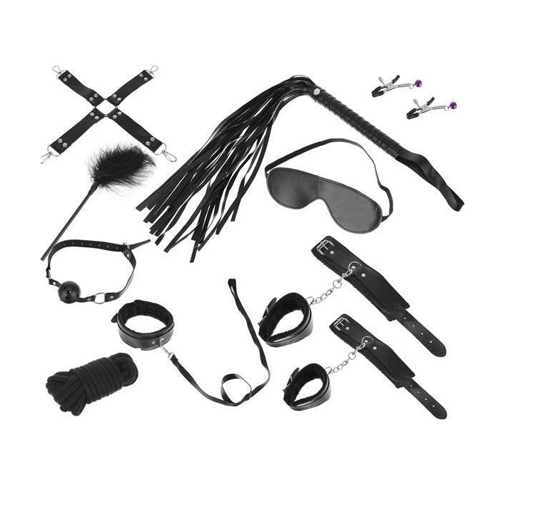 Set cadou accesorii idealSTORE, Include 12 elemente haiose confectionate din piele ecologica Negru, pentru un cadou desavarsit