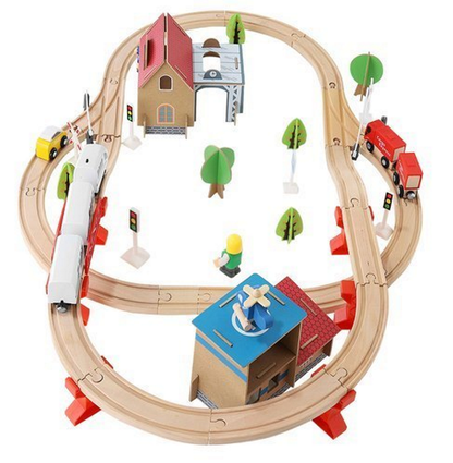 Pista Multifunctionala din Lemn Natural Cargo Express idealSTORE, Include 89 de Elemente, Tren Magnetic cu Vagoane, Elicopter de Politie, Heliport, Semne de Circulatie, Copaci, 2 Masini, O Gara, Cladire de Politie, Piese Robuste din Lemn