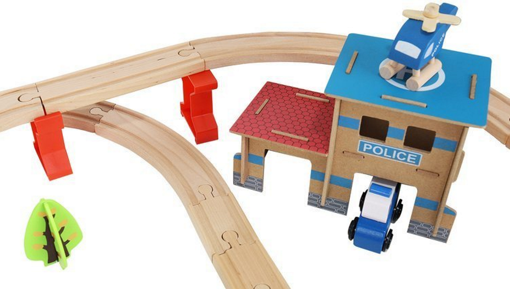 Pista Multifunctionala din Lemn Natural Cargo Express idealSTORE, Include 89 de Elemente, Tren Magnetic cu Vagoane, Elicopter de Politie, Heliport, Semne de Circulatie, Copaci, 2 Masini, O Gara, Cladire de Politie, Piese Robuste din Lemn