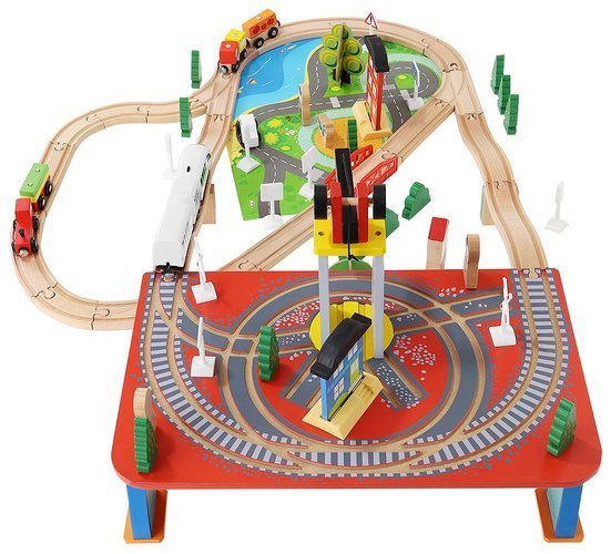 Tren Electric din Lemn Woody Train idealStore, 88 Elemente, Pista, Tren de Marfa si Pasageri, Masinuta, Copaci, Indicatoare Rutiere, Caine Politist, Figurine Persoane, Macara, Elemente Conectate prin Magneti