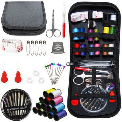 Kit de cusut Little Tailor IdealStore, cu ace, papiote, foarfece si alte accesorii Dimensiune 12,5 x 12 x 3,5 cm, 70 piese, Negru
