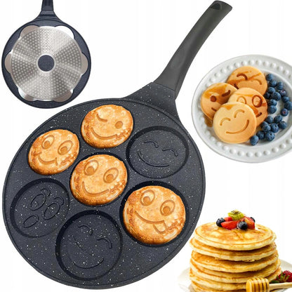 Tigaie pentru clatite cu 7 forme Smile Pancakes IdealStore, din aluminiu si otel inoxidabil, atat pentru aragazul normal cat si pentru cel vitroceramic si electric, Dimensiune tigaie 26 cm