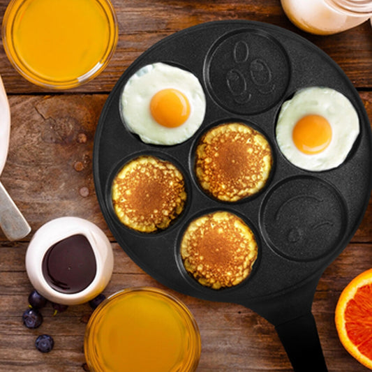 Tigaie pentru clatite cu 7 forme Smile Pancakes IdealStore, din aluminiu si otel inoxidabil, atat pentru aragazul normal cat si pentru cel vitroceramic si electric, Dimensiune tigaie 26 cm