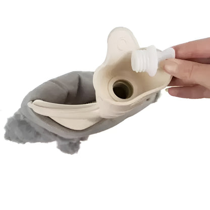 Perna cu apa calda si rece, din cauciuc, pentru calmarea durerilor, IdealStore, husa de plus, inchidere etansa, 38x20x2 cm, 2l, gri-bej