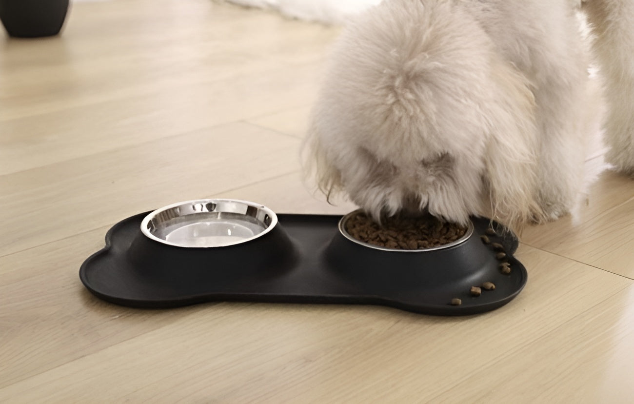 Bol Dublu Pentru Patrupede IdealStore, Metal + Silicon, Capacitate 2 x 350ml, Baza anti-derapanta, Dimensiune: 46 x 25 x 4,5 cm, Negru-Gri