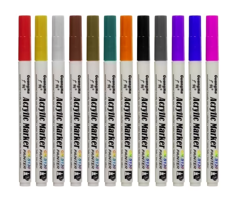 Set 12 Markere Acrilice idealSTORE, Dimesiuni 13, 5 x 1 cm, NON-TOXIC, Fara Miros, Uscare Rapida, Varf de Nylon, Extrafin de 0, 7 mm, Include 12 culori, Utilizati pe diverse suprafete, Roci, Metal, Ceramica, Lemn, Plastic, Panza, Tesatura, Hartie, Argila