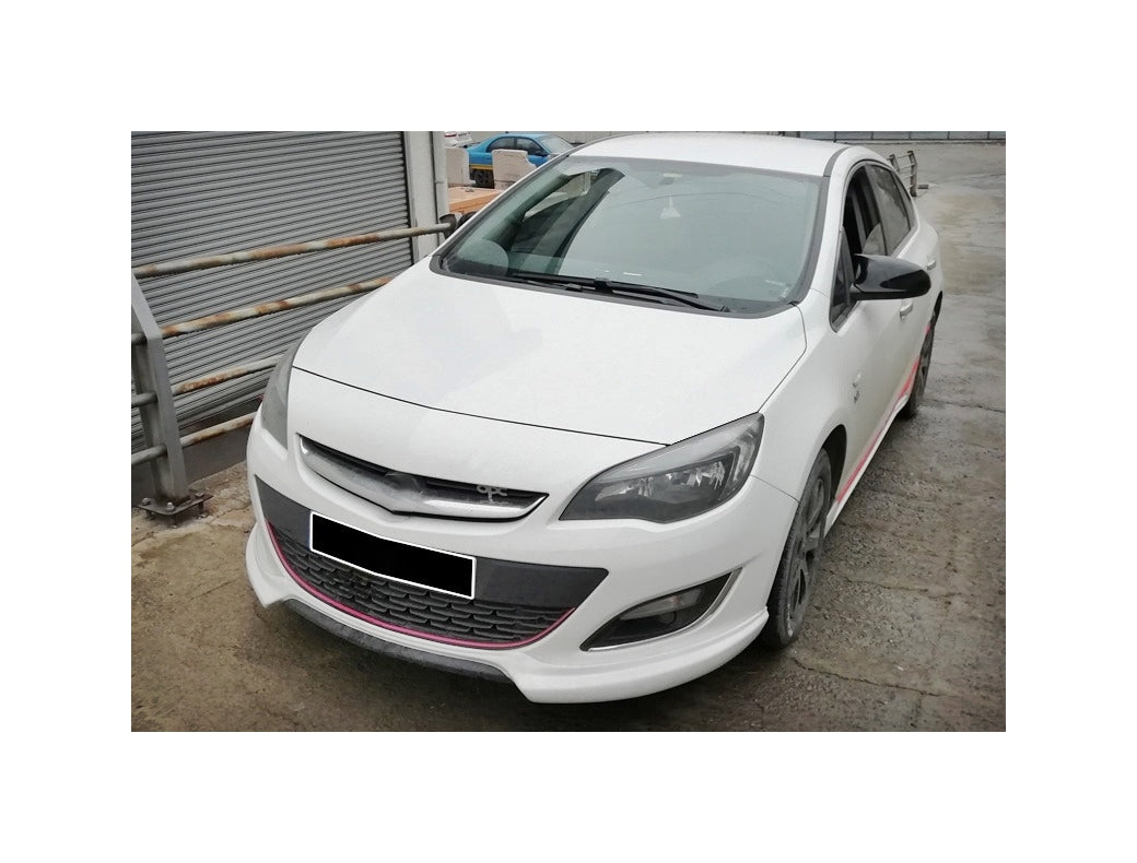 Set 2 Capace Oglinzi tip BATMAN idealSTORE pentru Opel Astra J 2009-2020, culoare Piano Black - Negru Lucios, Montaj Usor, Rezistent UV, Material Premium