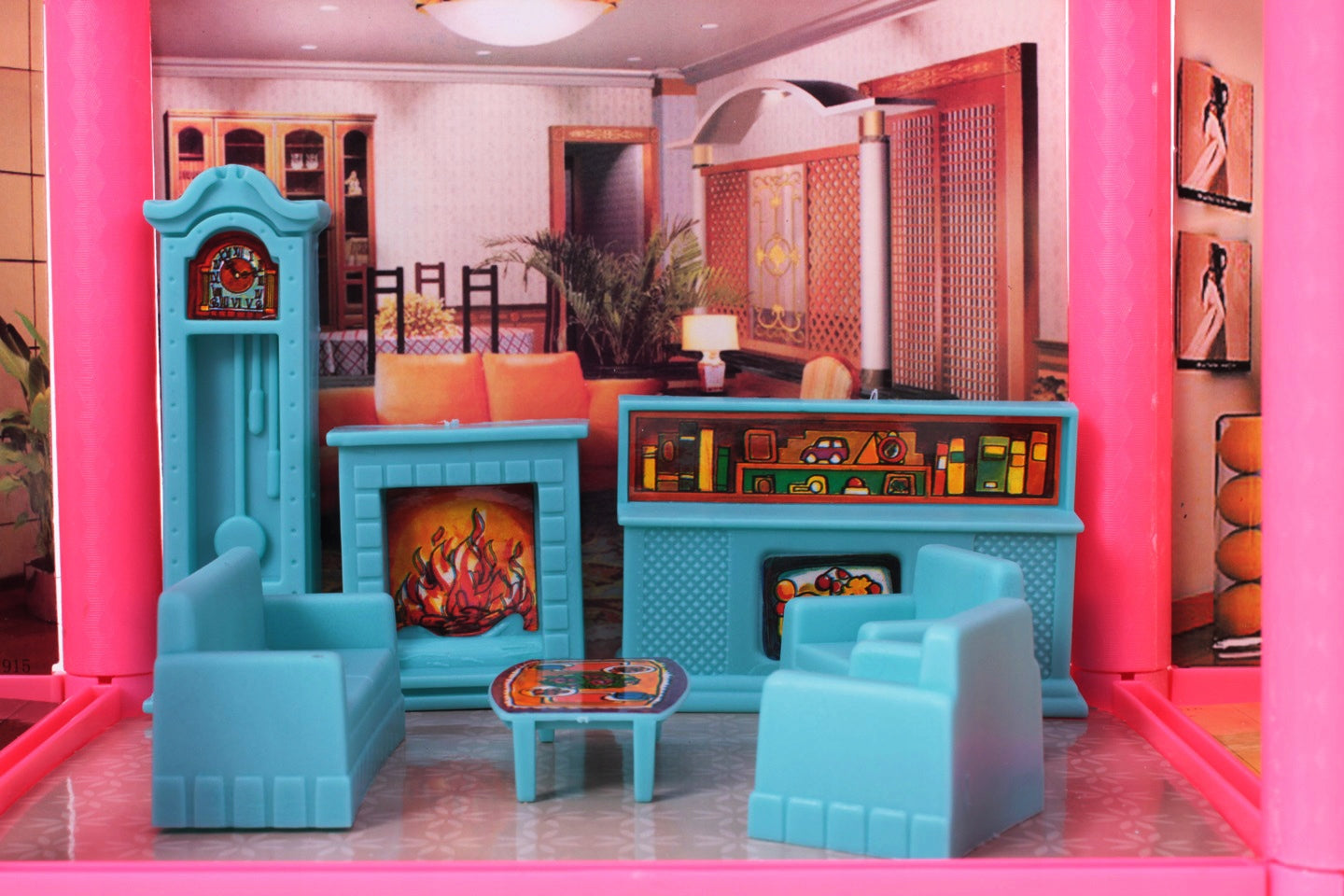 Casuta de papusi cu mobilier IDL Pink VILLA OF DREAMS cu 136 accesorii inedite, ideala pentru papusi de 36 cm inaltime, set cu 6 incaperi echipate cu accesoriile aferente, Dimensiune 69 x 36 x 16 cm, Culoare Roz