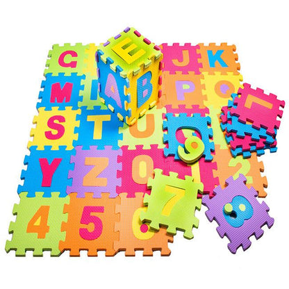 Puzzle Interactiv tip covor cu 26 Litere, Dimensiune litera 30x30 cm, Ajuta la dezvoltarea creativitatii si coordonarii Mana-Ochi pentru copii, Material :Burete, Culoare : Multicolor