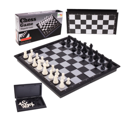 Mini Tabla de Sah Magnetic World Game idealSTORE, Dimensiuni 19.5x19x2 cm, Antreneaza Memoria, Capacitatea Gandirii Abstracte si Logice, Dezvolta Imaginatia, Culoare Alb-Negru