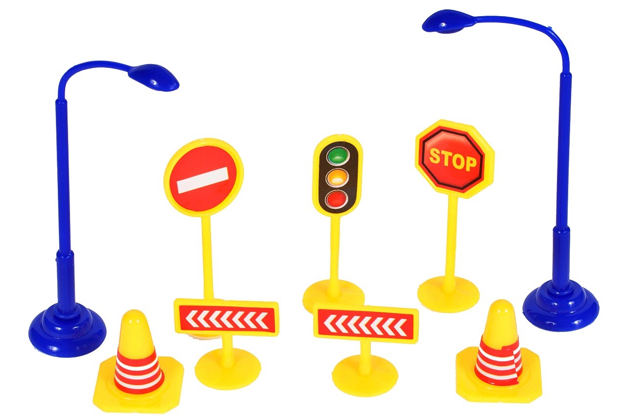 Set de joaca complex IDL MY FIRST PARKING, Multitudine de accesorii simbolice: Masini, Elicopter, Parcare auto pe 4 nivele, Statie de benzina, Porti si Semne auto, ce asigura intregul centru de transport pentru ore intregi dedicate distractiei