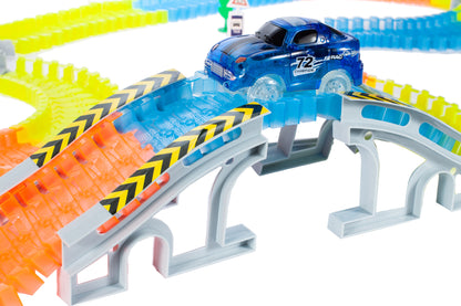 Pista luminoasa cu 2 masinute MalPlay, 360 piese