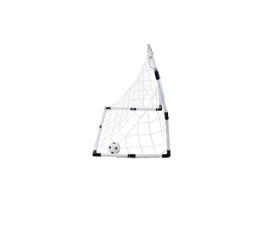 Set Joaca Micul Fotbalist cu Porti Fotbal IDL 2 in 1 alaturi de Pompa Umflare Mingi, se pot obtine 2 porti mici sau 1 poarta mare, Carlige de prindere a portilor incluse, Culoare Alb-Negru, Material Plastic, Minge Fotbal Cadou