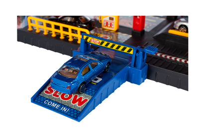 Set de joaca complex idealSTORE RACING PARKING, DIMENSIUNI 47 X 34 X 48, Accesorizat cu elemente simbolice, Ascensor mobil, Masinute, Elicopter, semne informative ce dezolvolta abilitati manuale si stimuleaza imaginatia copiilor