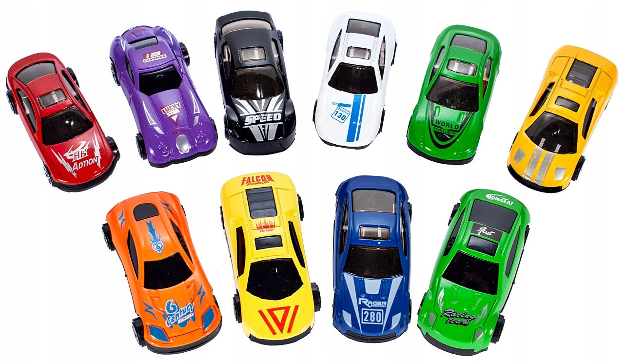 Camion cu 10 MASINUTE Metalice IDL, DOUBLE DUSTY, Echipat cu 6 Roti Mobile ce permit copilului sa Descopere DISTRACTIA, Accesorizat cu Autocolante colorate si 2 piste pentru masini, Ideal pentru micii colectionari