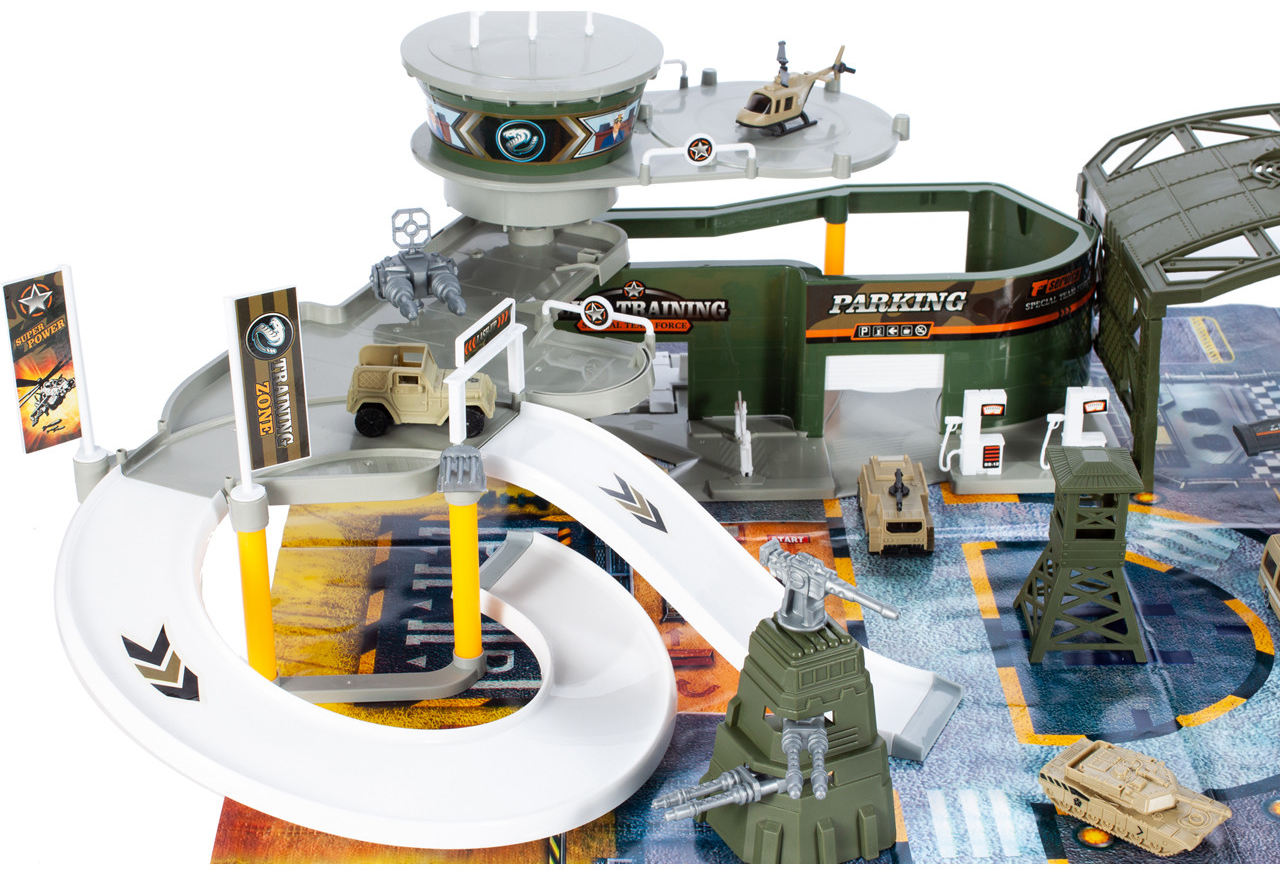 Baza MILITARA cu Aerodrom IDL SPECIAL FORCES, Stimuleaza imaginatia si dexteritatea, Ofera posibilitatea de exercitare a abilitatilor manuale, Accesorizata cu elemente simbolice pentru o distractie garantata, Multicolora