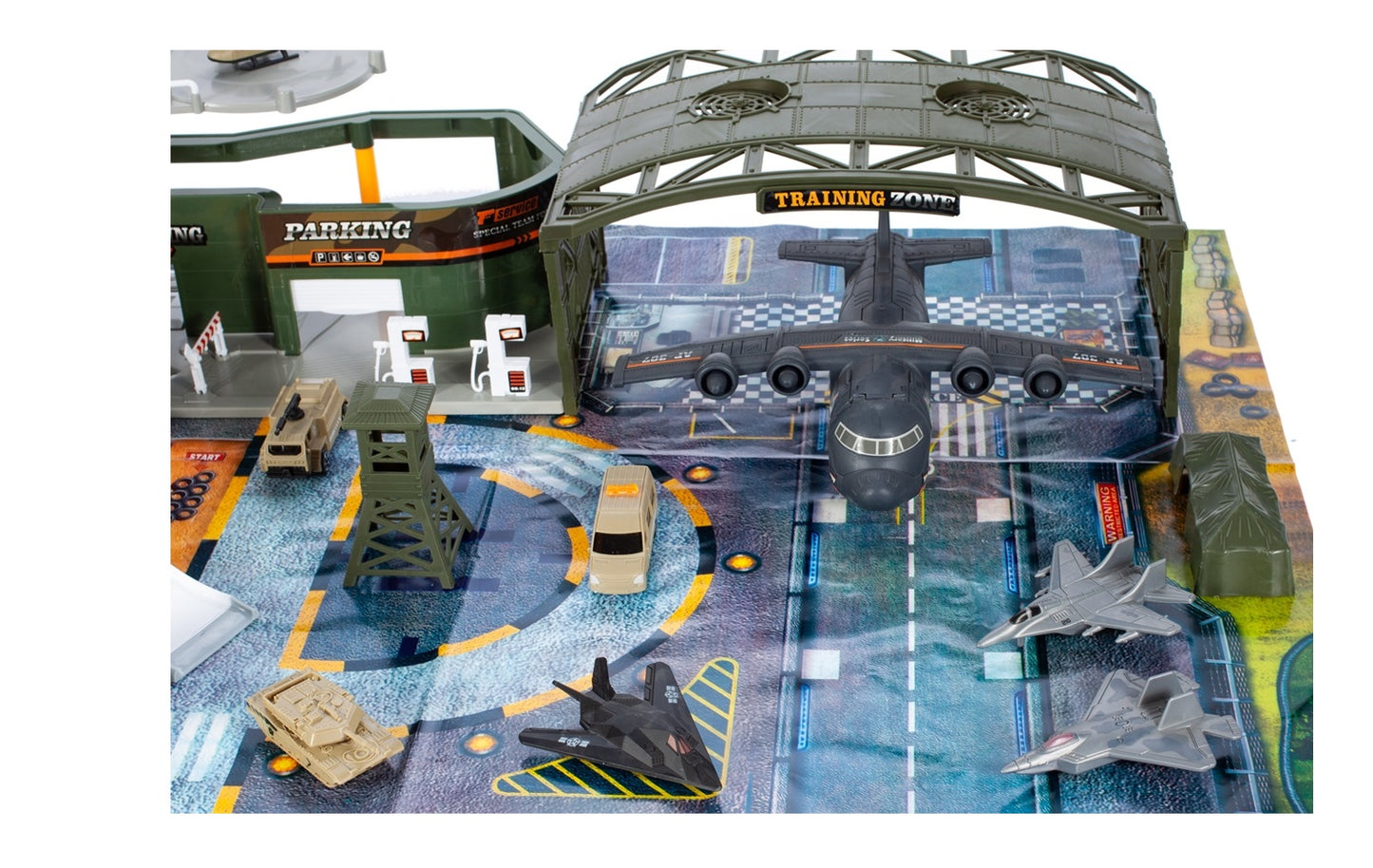 Baza MILITARA cu Aerodrom IDL SPECIAL FORCES, Stimuleaza imaginatia si dexteritatea, Ofera posibilitatea de exercitare a abilitatilor manuale, Accesorizata cu elemente simbolice pentru o distractie garantata, Multicolora