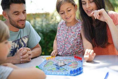 Joc de Familie POP-UP Game idealStore, Tabla de Joc Colorata, Dimensiuni 26 x 26 cm, 16 Piese Colorate, Zaruri Incluse, Joc Interactiv si Distractiv