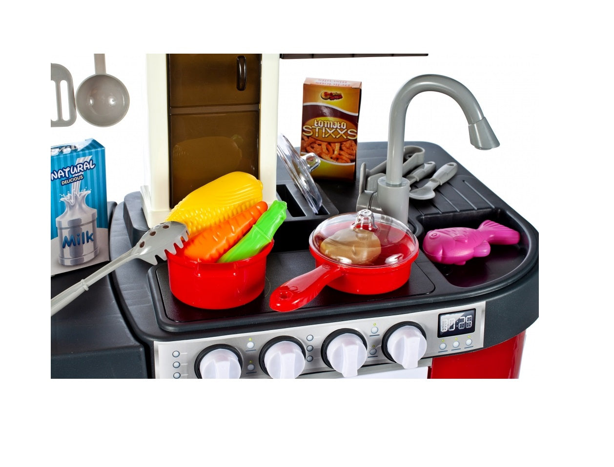 Bucatarie Multifunctionala pentru copii, Chef Junior Kitchen, 84 cm Inaltime, Dotata cu o multitudine de elemente simbolice ce dezvolta aptitudinile manuale a orcarui mic gospodar, Accesorizata cu chiuveta si robinet functional ce sporesc creativitatea