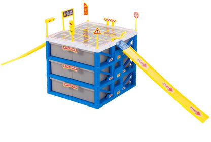 Set de joaca complex POLICE STATION PARKING, Construita pe 4 nivele, Dimensiuni 23 x 21 x 27 cm, Include 6 masinute si Accesorii simbolice, Indicatoare Rutiere, Semafoare, Rampa