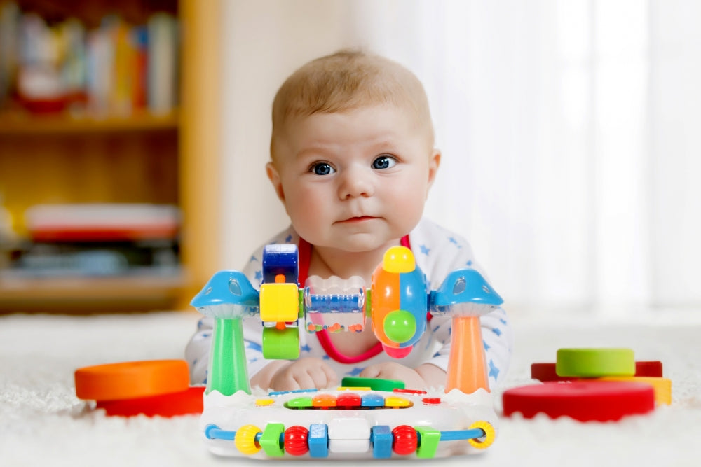 Jucarie interactiva cu pian idealSTORE Happy BELL, Dimensiuni 24 x 18 x 17 cm, Accesorizat cu o multitudine de functii, efecte sonore si piese in miscare, Sporeste imaginatia si imbunatateste relatia cauza-efect