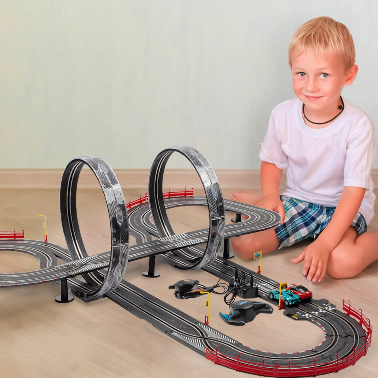 Pista de Curse cu 2 Masini NewYork Race idealStore, 2 Telecomenzi, Bucle Luminoase, Multimodel, Reglare Viteza, Multicolor