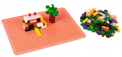 Masa Educativa TOY BLOCK idealStore, Dimensiuni 48 x 30 x 26.5 cm, Blat Dublu cu Doua Fete, 300 Blocuri Colorate de Diferite Forme si Dimensiuni, Spatiu de Depozitare sub Blat, Structura Stabila si Durabila