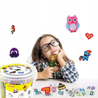 Set 5000 Margele de calcat Iron Beads idealSTORE, Include Sabloane, 10 suporturi de calcat, Hartii de Calcat, Penseta, Culori Vii, Posibilitatea de a construi diferite modele, Dezvolta Concentrarea copilului