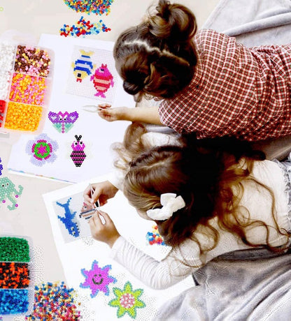 Set 6000 Margele de calcat Iron Beads idealSTORE, cu Sabloane, Pensete, Tampoane, Hartie de calcat, culoare Multicolor