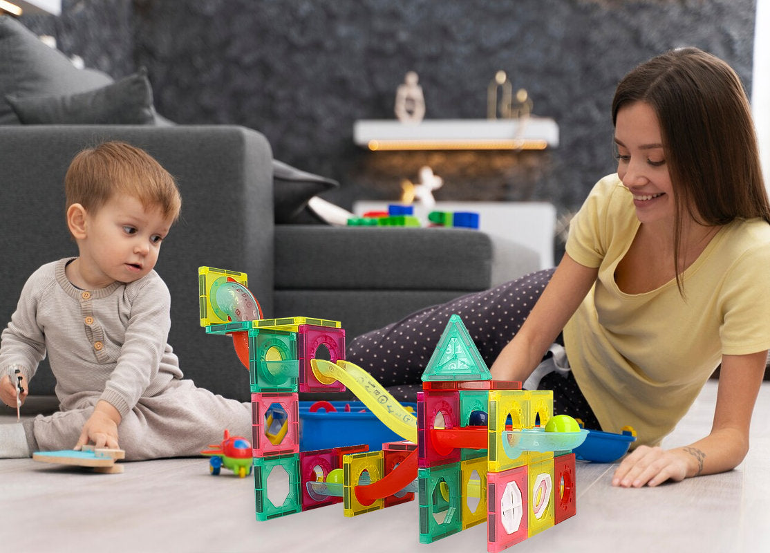 Set Inteligent de Constructie Ball Track Slide 3D idealSTORE, Include 78 de Elemente Magnetice Multicolore 2 Tobogane 8 Mingii Posibilitatea de a creea Piste de Bile, Educativ- Creativ, Magneti Puternici Neodim, Stimuleaza Gandirea