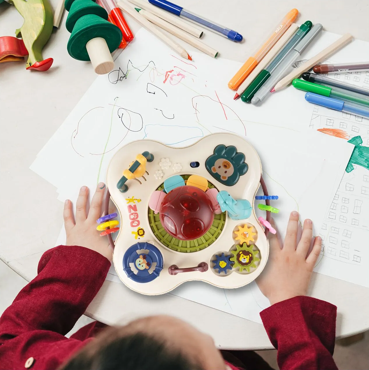 Masuta Educativa pentru Bebelusi 2in1 Happy Zoo idealSTORE, Include un Trenulet cu Vagoane, Animale Rotative, Volan, Panou Interactiv Detasabil, Accesorizat cu Efecte luminoase si Sonore, Elemente Mobile, Comutator ON/OFF